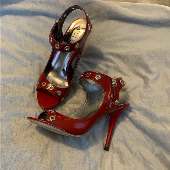 Guess High heeled red sandals with zipper - Picture 3 of 5
